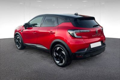 Renault Captur Techno 1.6 E-Tech Hybrid AT