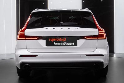 Volvo V60 B3 B Momentum Core