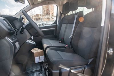 Opel Zafira Life Extra Long L2H1 Business AT8