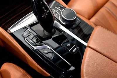 BMW Seria 5 530d xDrive Luxury Line