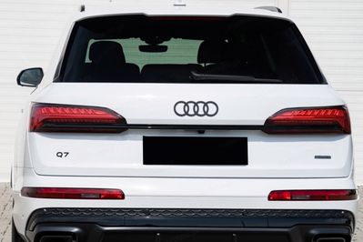Audi Q7 50 TDI quattro S Line