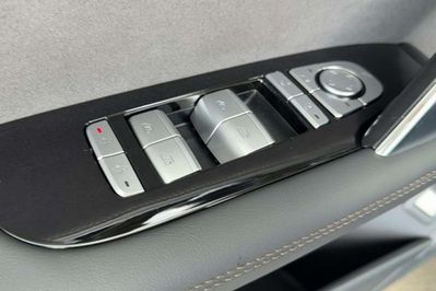 BYD Tang Flaship AWD