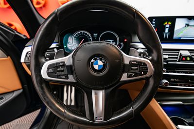 BMW Seria 5 520d xDrive aut
