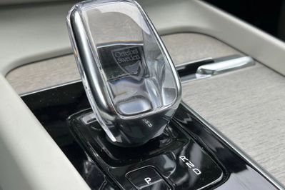 Volvo XC60 T6 Plug-In Hybrid AWD Plus Bright aut