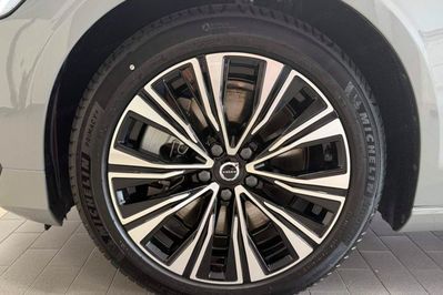 Volvo V60 T6 AWD Plug-In Hybrid Plus Bright