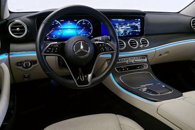 Mercedes Klasa E 220 d 4MATIC Avantgarde