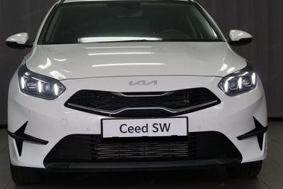 Kia Ceed 1.5 T-GDI Tribute DCT