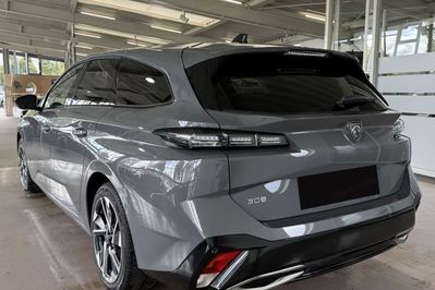 Peugeot 308 Allure EAT8 1.5 BlueHDi