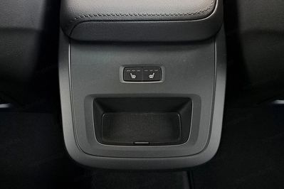 Volvo XC60 B5 B AWD Plus Dark aut