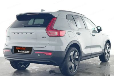 Volvo XC40 B3 B DKG Plus Black Edition