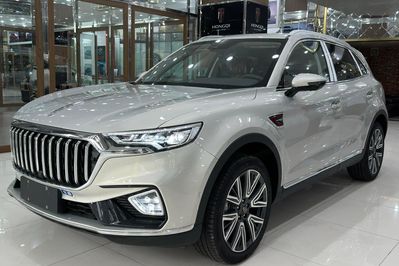 Hongqi HS5 2.0T AWD