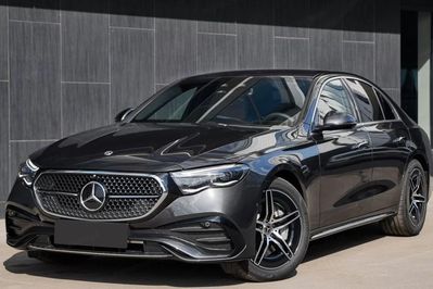 Mercedes Klasa E 200 4-Matic AMG