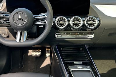 Mercedes CLA 220 4-Matic AMG Line