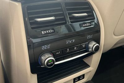 BMW Seria 5 520D Mhev