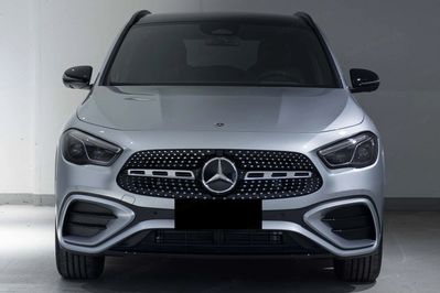 Mercedes GLA 200 AMG Line