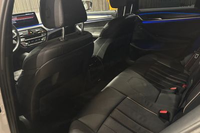 BMW Seria 5 Touring 520d M Sport