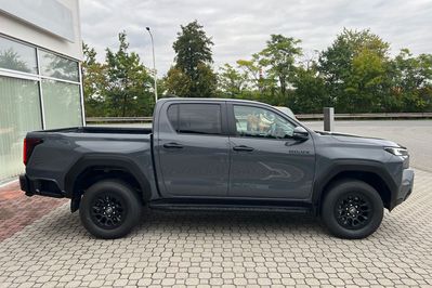 Toyota HiLux mHEV Double Cab Active 4x4 aut