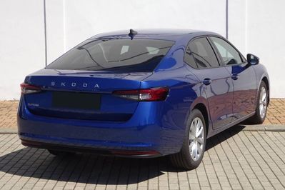 Skoda Superb Essence 1.5 TSI mHEV DSG
