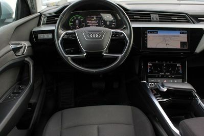Audi e-tron 50 quattro