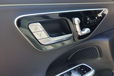 Mercedes E Klasa 200 4MATIC Avantgarde
