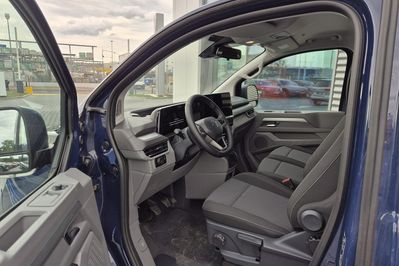 Volkswagen Transporter Kombi TDI L1H1
