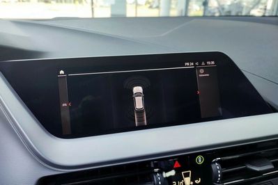 BMW Seria 1 118i Advantage