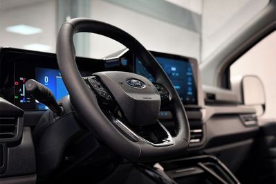 Ford Tourneo Custom 340 L2H1 Titanium X PHEV CVT
