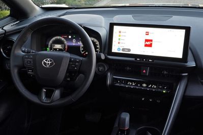 Toyota C-HR 2.0 PHEV Dynamic Force Style