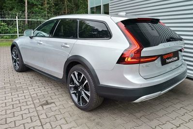 Volvo V90 B5 D AWD Momentum Pro aut Cross Country