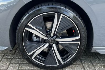 Peugeot 308 GT SW EAT8 1.5 BlueHDi