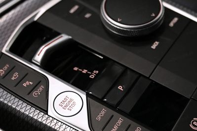 BMW Seria 3 330i xDrive M Sport sport-aut