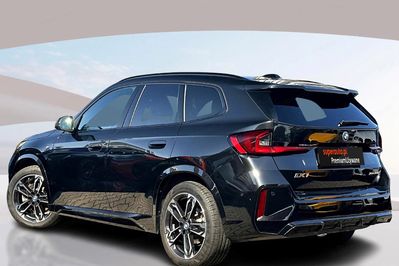 BMW iX1 xDrive30 M Sport