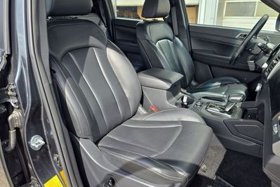 SsangYong Musso Grand Sapphire
