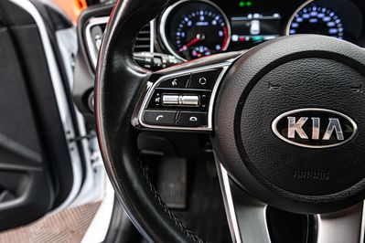 Kia Ceed 1.6 CRDi SCR L