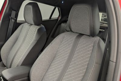 Peugeot 2008 ALLURE 1.2 PureTech