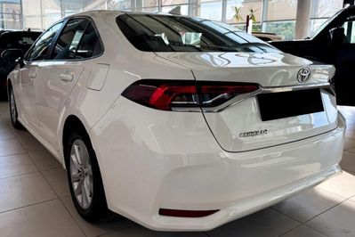 Toyota Corolla Comfort 1.5 benzyna