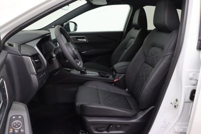 Nissan Qashqai Tekna 1.3 mHEV CVT