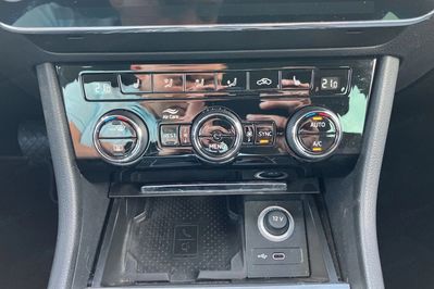 Skoda Superb 2.0 TDI SCR Style DSG