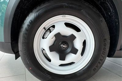 Opel Frontera Edition 1.2 Turbo