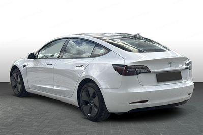 Tesla Model 3 RWD