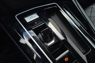 Volkswagen Golf R-Line Plus 1.5 eTSI mHEV