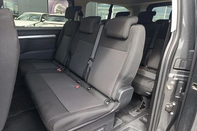 Peugeot Traveller BlueHDi