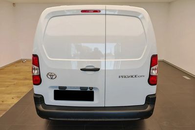 Toyota Proace City Long Active