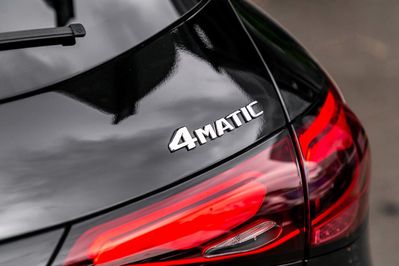 Mercedes GLC 300 4-Matic AMG Line