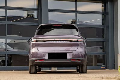 Leapmotor B10 Design Hybrid EV 18,8 kWh