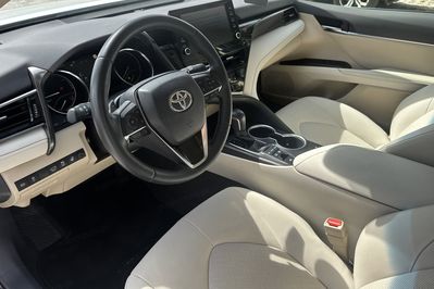 Toyota Camry Executive 2.5 Hybrid  CVT