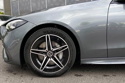 Mercedes Klasa C 220 d  4-Matic AMG