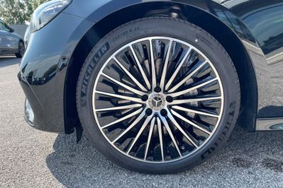 Mercedes Klasa E 200  4-Matic AMG