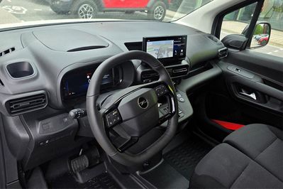 Opel Combo Van XL L2H1 EAT8