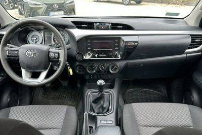 Toyota HiLux 2.4 D-4D Double Cab DLX 4x4